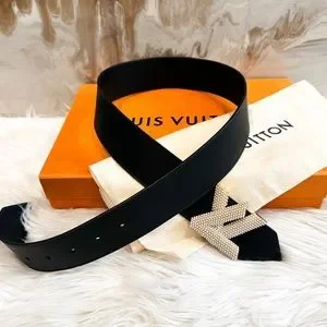 Louis Vuitton RARE Black Pearl LV Logo Textured Leather Belt 80/32 Louis Vuitton | Accessories | Louis Vuitton Rare Black Pearl  main image 2